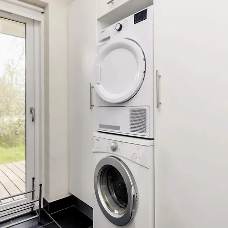 Tranquil Retreat In Nature S Embrace-by Traum Prázdninový dům Brovst