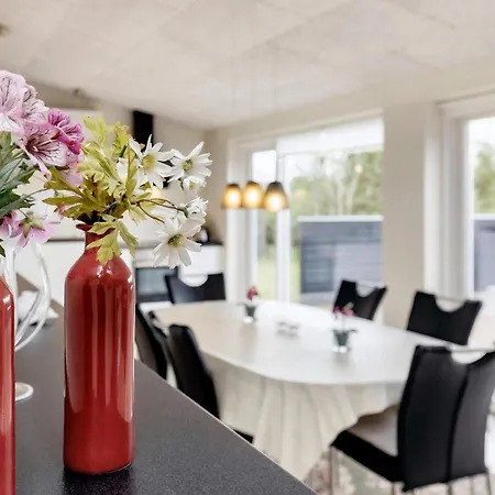 Tranquil Retreat In Nature S Embrace-by Traum