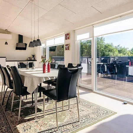 Tranquil Retreat In Nature S Embrace-by Traum Casa vacanze