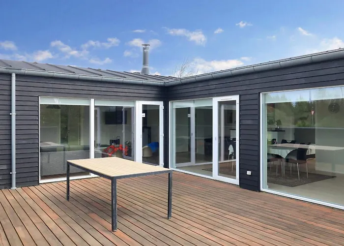 Tranquil Retreat In Nature S Embrace-by Traum Hébergement de vacances Brovst