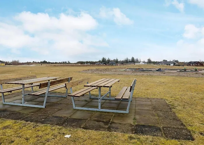 Tranquil Retreat In Nature S Embrace-by Traum Hébergement de vacances